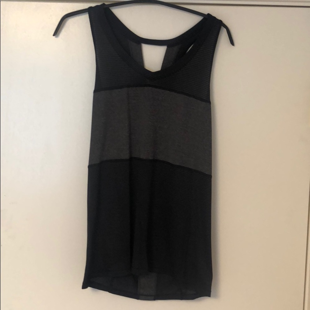 Lululemond Black and Gray Tank Top Size 6